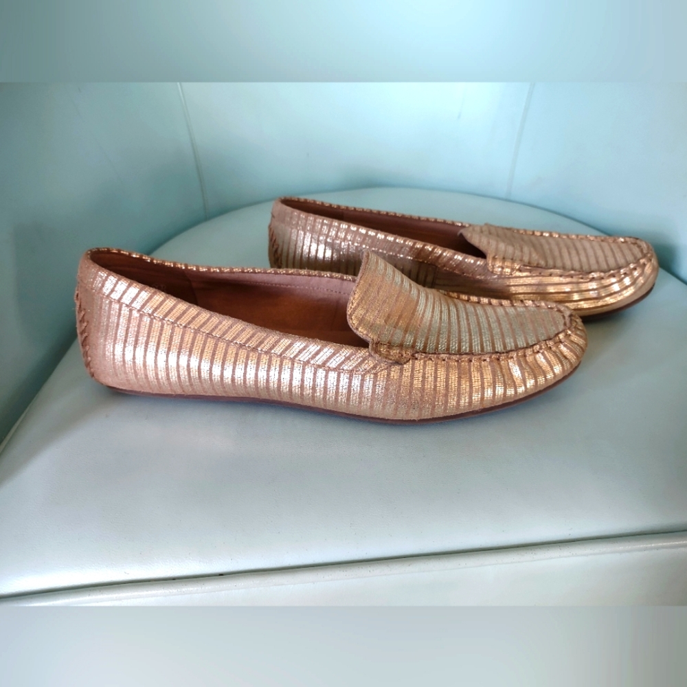 Like New Aerosoles Metallic Gold Driving Loafer/Moccasin Size 10.5